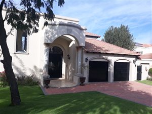 3 Bed House in Dainfern Golf Estate