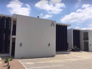 214 m² Office Space in Halfway House