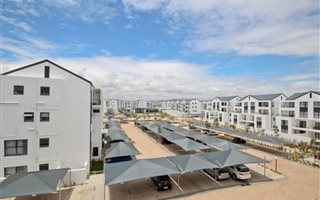 1 Bedroom Apartment in Parklands North