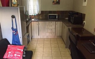 1 Bedroom Garden Cottage in Lynnwood Glen