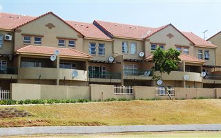 2 Bedroom Apartment in Melrose