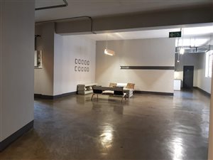 154 m² Commercial space in City and Suburban