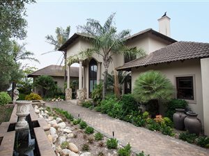 5 Bed House in Klein Zevenwacht