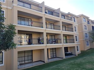 2 Bed Apartment in Carlswald Estate