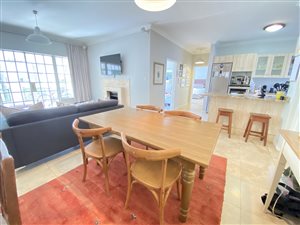 2 Bed Apartment in Dunkeld West