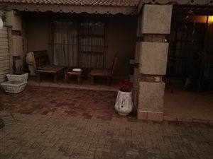 2 Bed Garden Cottage in Duncanville
