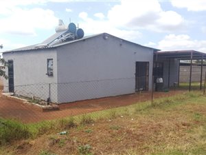 2 Bed House in Lehae