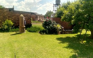 1.5 ha Farm in Bredell AH