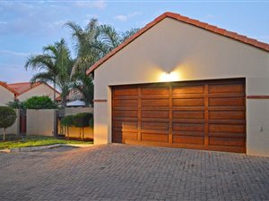 2 Bed Townhouse in Moreleta Park