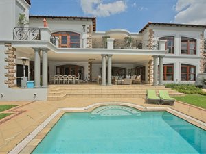 4 Bed House in Senderwood