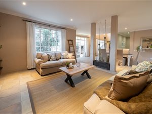 2 Bed Apartment in Oaklands