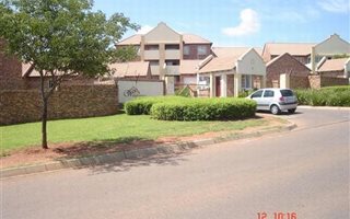 2 Bedroom Apartment in Faerie Glen