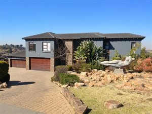 5 Bed House in Aqua Vista