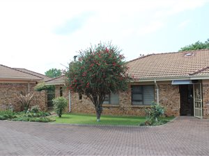 3 Bed Townhouse in Schuinshoogte