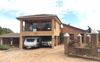 4 Bedroom House in Vredekloof