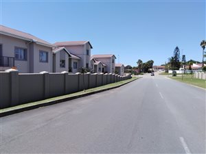 1 Bed Apartment in Beacon Bay