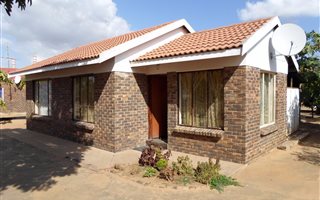 3 Bedroom House in Marapong