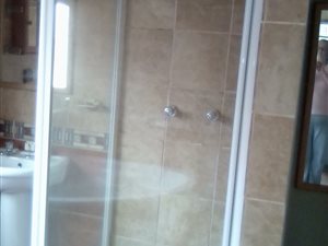 1 Bed Garden Cottage in Horison