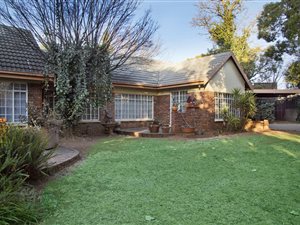 3 Bed House in Klippoortje