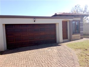 3 Bed Cluster in Munsieville South