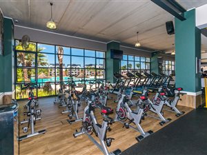 1 Bed Apartment in Hazeldean (Silverlakes Surroundings)