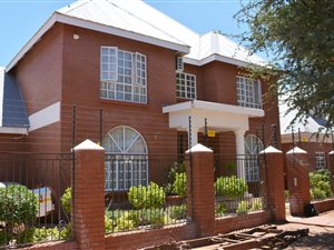 4 Bed House in Kathu