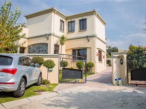 4 Bed Cluster in Beverley