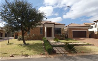 3 Bedroom House in Rynfield