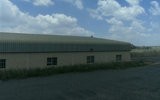 800 m² Industrial space in Bankenveld