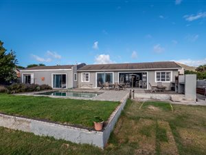 4 Bed House in Fish Hoek