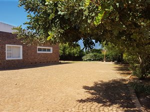 4000 m² Farm in Malmesbury