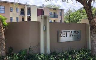 2 Bedroom Apartment in Geelhoutpark