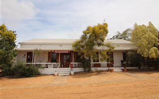 300 m² Commercial space in Aurora