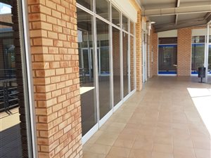96 m² Office Space in Montana