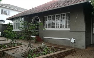 200 m² Commercial space in Glenwood