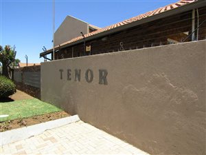 2 Bed Apartment in Boksburg Central