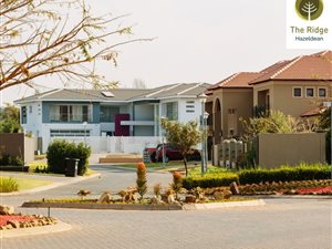 1425 m² Land available in Hazeldean (Silverlakes Surroundings)