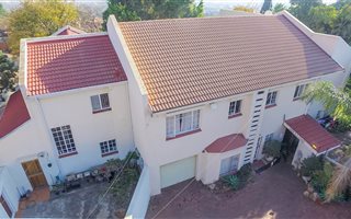 3 Bedroom House in Val de Grace