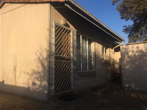 3 Bed Simplex in Country View