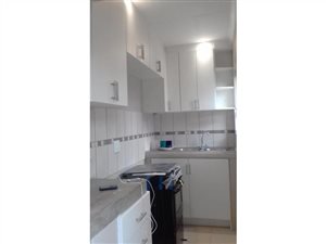 2 Bed Garden Cottage in Houghton Estate
