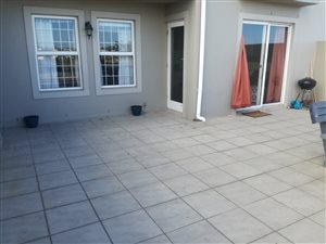 2 Bed Apartment in Century City