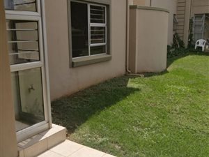 2 Bed Townhouse in Hazeldean (Silverlakes Surroundings)