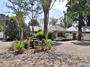 5 Bed House in Atholl