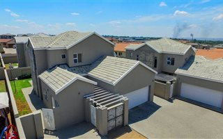 4 Bedroom House in Thatchfield