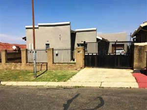 2 Bed House in Diepkloof