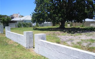 924 m² Land available in Northcliff