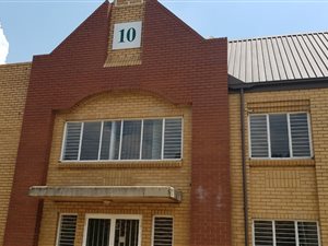 396 m² Commercial space in Sunnyrock