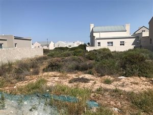 450 m² Land available in Laguna Sands