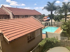2 Bed Townhouse in Rewlatch