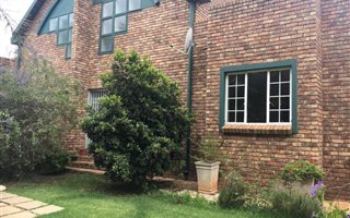 2 Bedroom Townhouse in Rietvalleirand